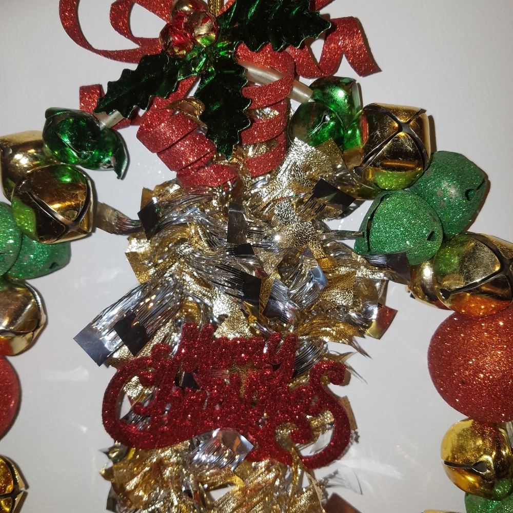 Handmade Jingle Bells Christmas Wreath - Picture 3 of 6